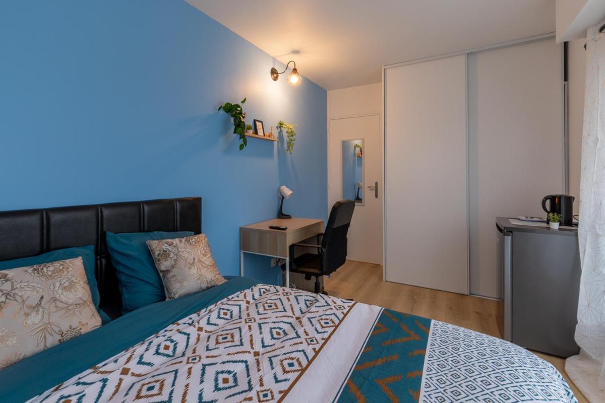Le Beau Refuge Parisien De Cergy - Parisian Modern Flat At Cergy Bed & Breakfast エクステリア 写真