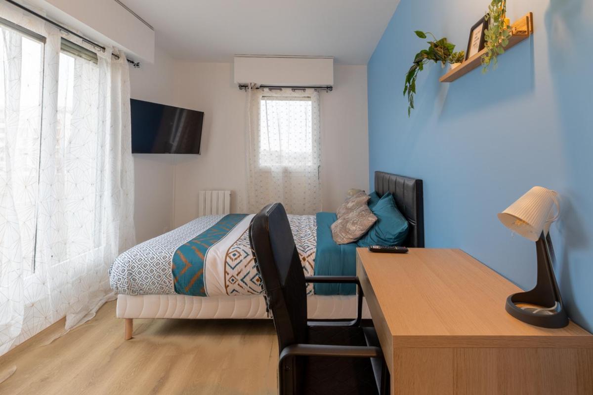 Le Beau Refuge Parisien De Cergy - Parisian Modern Flat At Cergy Bed & Breakfast エクステリア 写真